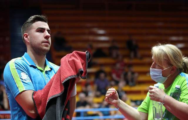 中国职业足 中国职业足